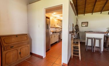 CASONA SOBRE EL RIO