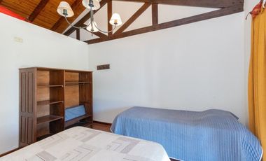 CASONA SOBRE EL RIO