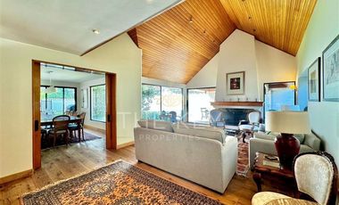 Casa en Arriendo en Quebrada Honda - Camino Otoñal