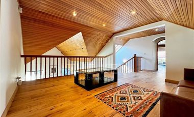 Casa en Arriendo en Quebrada Honda - Camino Otoñal