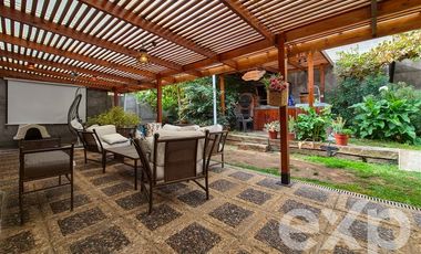 Casa en Venta en Jardines de la Viña