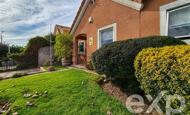 Casa en Venta en Jardines de la Viña