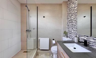 Casa en Arriendo en Helsby - Valenzuela Puelma