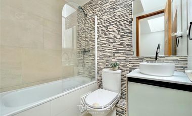 Casa en Arriendo en Helsby - Valenzuela Puelma