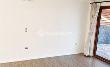 Casa en Arriendo en Condominio los Caiquenes Ciudad de los valles