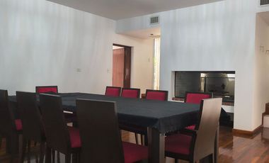 CASA EN VENTA -POSIBLE APTA BANCO