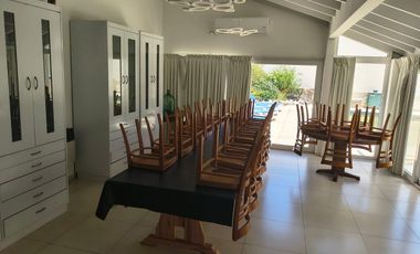 CASA EN VENTA -POSIBLE APTA BANCO