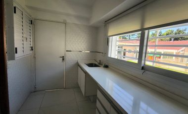 CASA EN VENTA -POSIBLE APTA BANCO