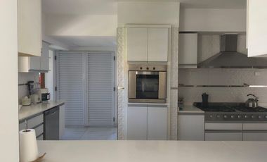 CASA EN VENTA -POSIBLE APTA BANCO