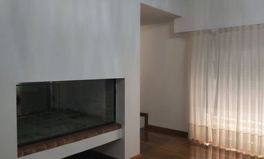 CASA EN VENTA -POSIBLE APTA BANCO