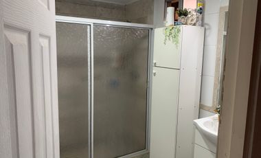PROPIEDAD CON 2 CASAS, 6 DORM, 4 B, 900M METRO PUDAHUEL