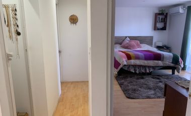 PROPIEDAD CON 2 CASAS, 6 DORM, 4 B, 900M METRO PUDAHUEL