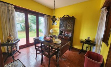 Casa en venta en Ranelagh con pileta y quincho