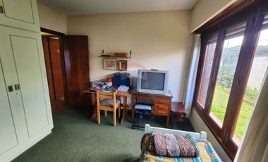 Casa en venta en Ranelagh con pileta y quincho