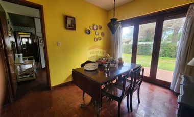 Casa en venta en Ranelagh con pileta y quincho
