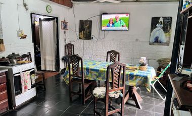 VENTA CASA 4 DORM  + DEPARTAMENTO A TERMINAR