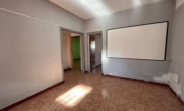 VENTA CASA 4 AMB JARDÍN GARAGE Y PATIO LANÚS ESTE