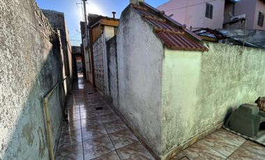 VENTA CASA 4 AMB JARDÍN GARAGE Y PATIO LANÚS ESTE