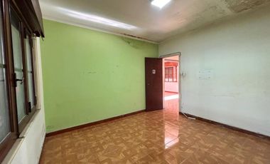 VENTA CASA 4 AMB JARDÍN GARAGE Y PATIO LANÚS ESTE