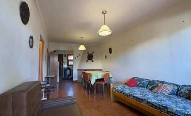 VENTA CASA 3 AMB PARQUE MAS GARAGE O DPTO COLINAS