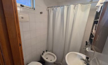 VENTA CASA 3 AMB PARQUE MAS GARAGE O DPTO COLINAS
