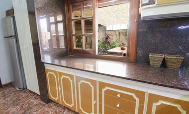 VENTA LOCAL CON CASA BANFIELD TERRAZA Y COCHERA