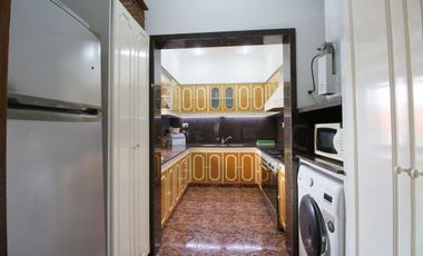VENTA LOCAL CON CASA BANFIELD TERRAZA Y COCHERA