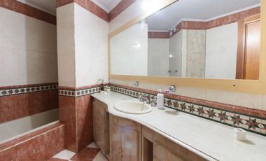 VENTA LOCAL CON CASA BANFIELD TERRAZA Y COCHERA
