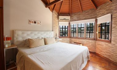 VENTA LOCAL CON CASA BANFIELD TERRAZA Y COCHERA