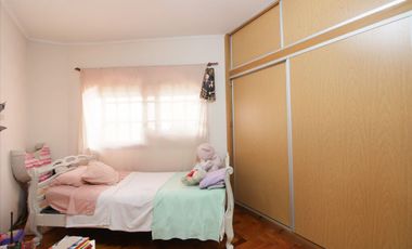 VENTA LOCAL CON CASA BANFIELD TERRAZA Y COCHERA