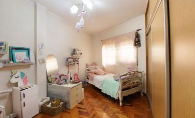 VENTA LOCAL CON CASA BANFIELD TERRAZA Y COCHERA