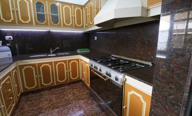 VENTA LOCAL CON CASA BANFIELD TERRAZA Y COCHERA