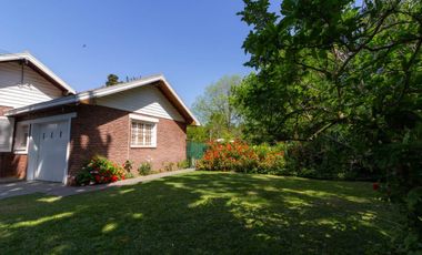 Casa 4 dorm c/ pileta quincho alquiler AMUEBLADA