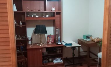 VENDO CASA CON DESTINO COMERCIAL EN AV MACUL