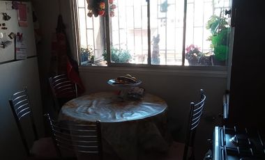 VENDO CASA CON DESTINO COMERCIAL EN AV MACUL