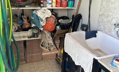 VENTA CASA 2 DORMITORIOS PUJATO NORTE(LADO COMUNA)