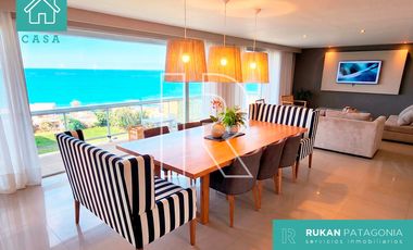 #AlquilerRUKAN | Casa Nivel Gerencial | 4 Habitaciones, Oficina, Quincho, Pileta | Barrio VISTA HERMOSA | Caleta Olivia.-