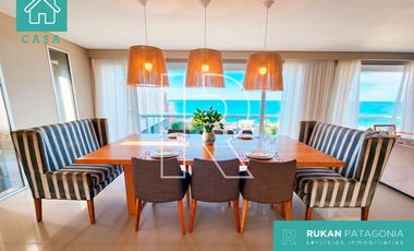 #AlquilerRUKAN | Casa Nivel Gerencial | 4 Habitaciones, Oficina, Quincho, Pileta | Barrio VISTA HERMOSA | Caleta Olivia.-