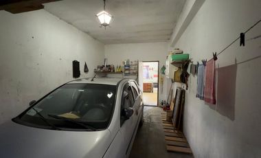 VENTA CASA 3 AMB. BELLA VISTA C.COCHERA QUINCHO