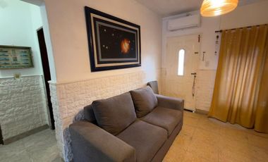 VENTA CASA 3 AMB. BELLA VISTA C.COCHERA QUINCHO