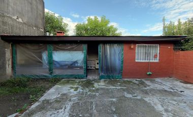 VENTA CASA 3 AMB. BELLA VISTA C.COCHERA QUINCHO