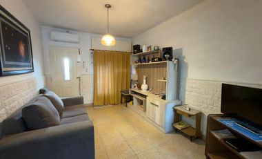 VENTA CASA 3 AMB. BELLA VISTA C.COCHERA QUINCHO