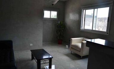 Casa 2 familias. Garaje para 3 vehículos y pileta