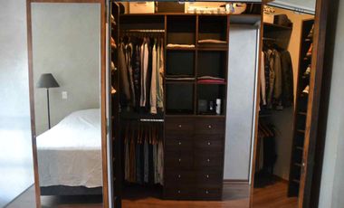 Casa 2 familias. Garaje para 3 vehículos y pileta