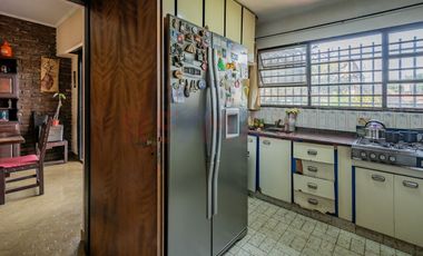 Casa 6 amb en Aldo Bonzi - PERMUTA / CREDITO