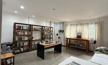 EXCELENTE PROPIEDAD MULTIFUNCIONAL/PERMUTA