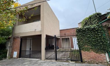CASA EN VENTA EN BRAGADO CON PILETA