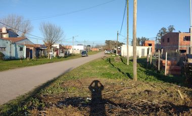 LOTE/TERRENO BARRIO AEROPARQUE 370m2 T/PERMUTA