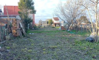 LOTE/TERRENO BARRIO AEROPARQUE 370m2 T/PERMUTA