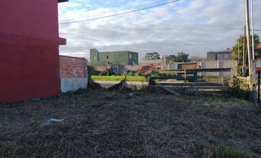LOTE/TERRENO BARRIO AEROPARQUE 370m2 T/PERMUTA